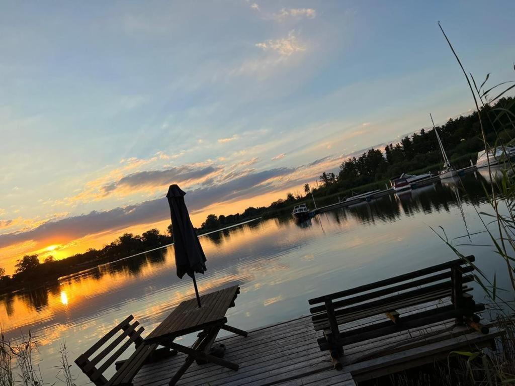Domek Nad Jeziorem Myślibórz Exteriér fotografie